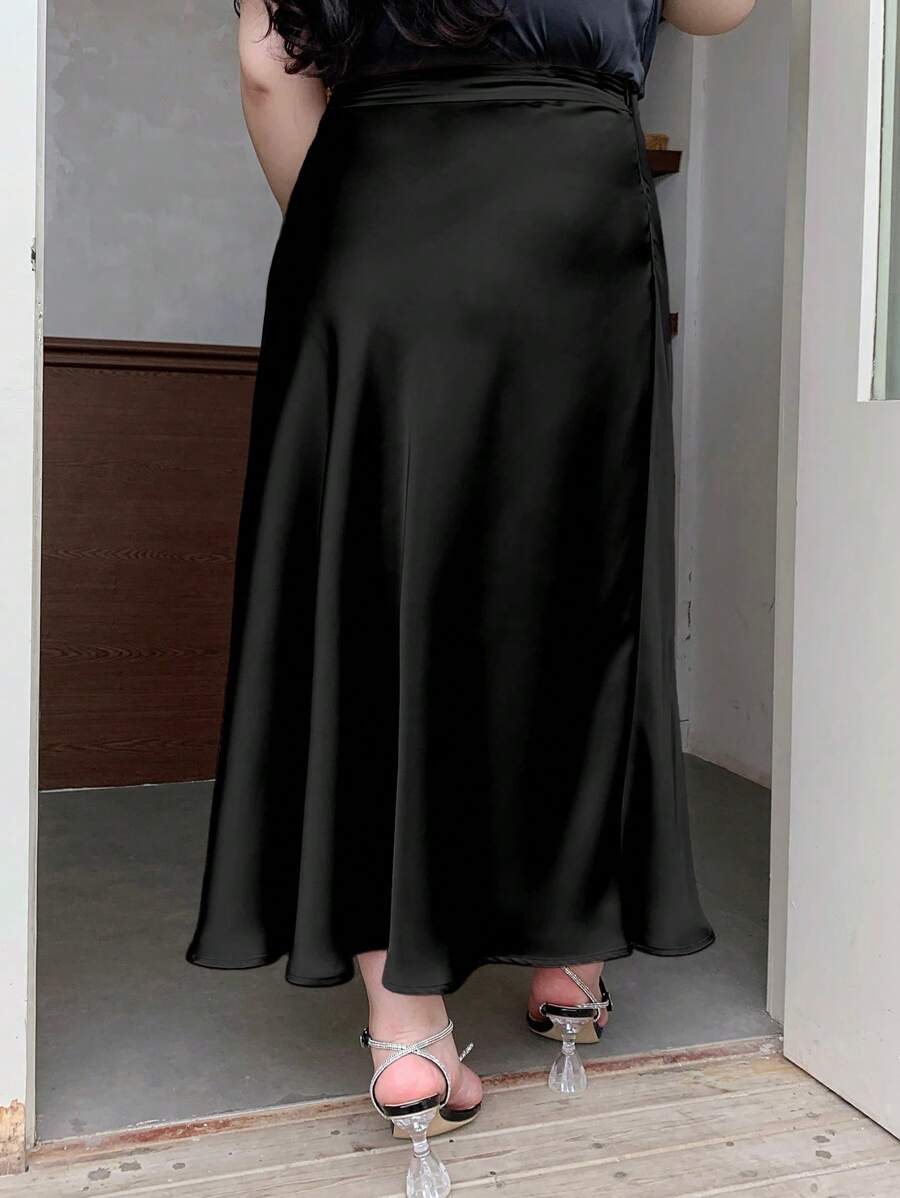 Plus Size High Waist Satin Skirt