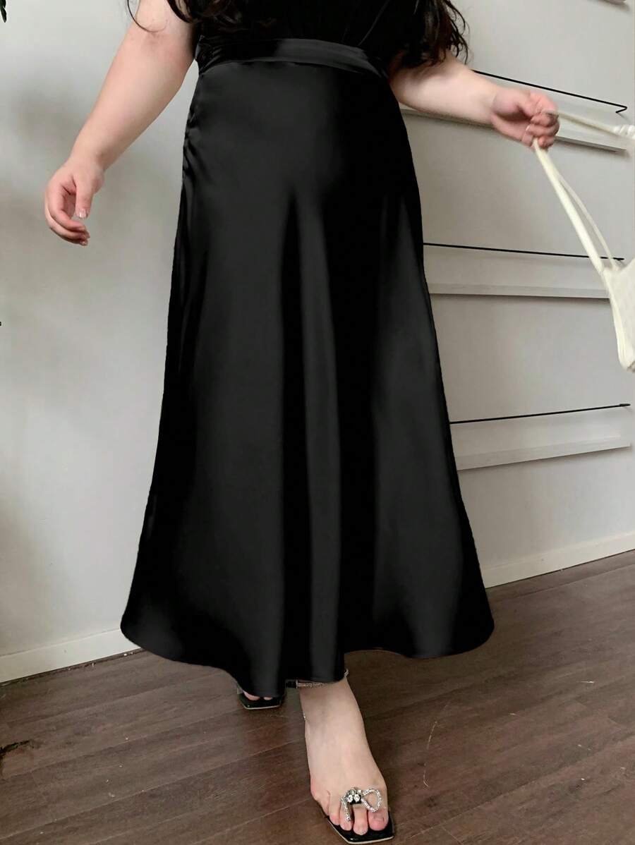Plus Size High Waist Satin Skirt