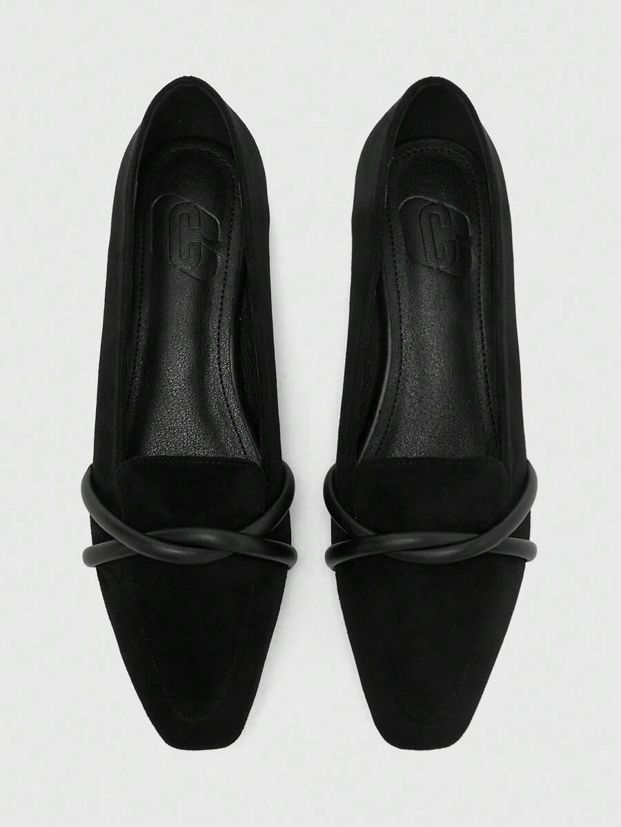 Croc Effect Criss Cross Strap Flats