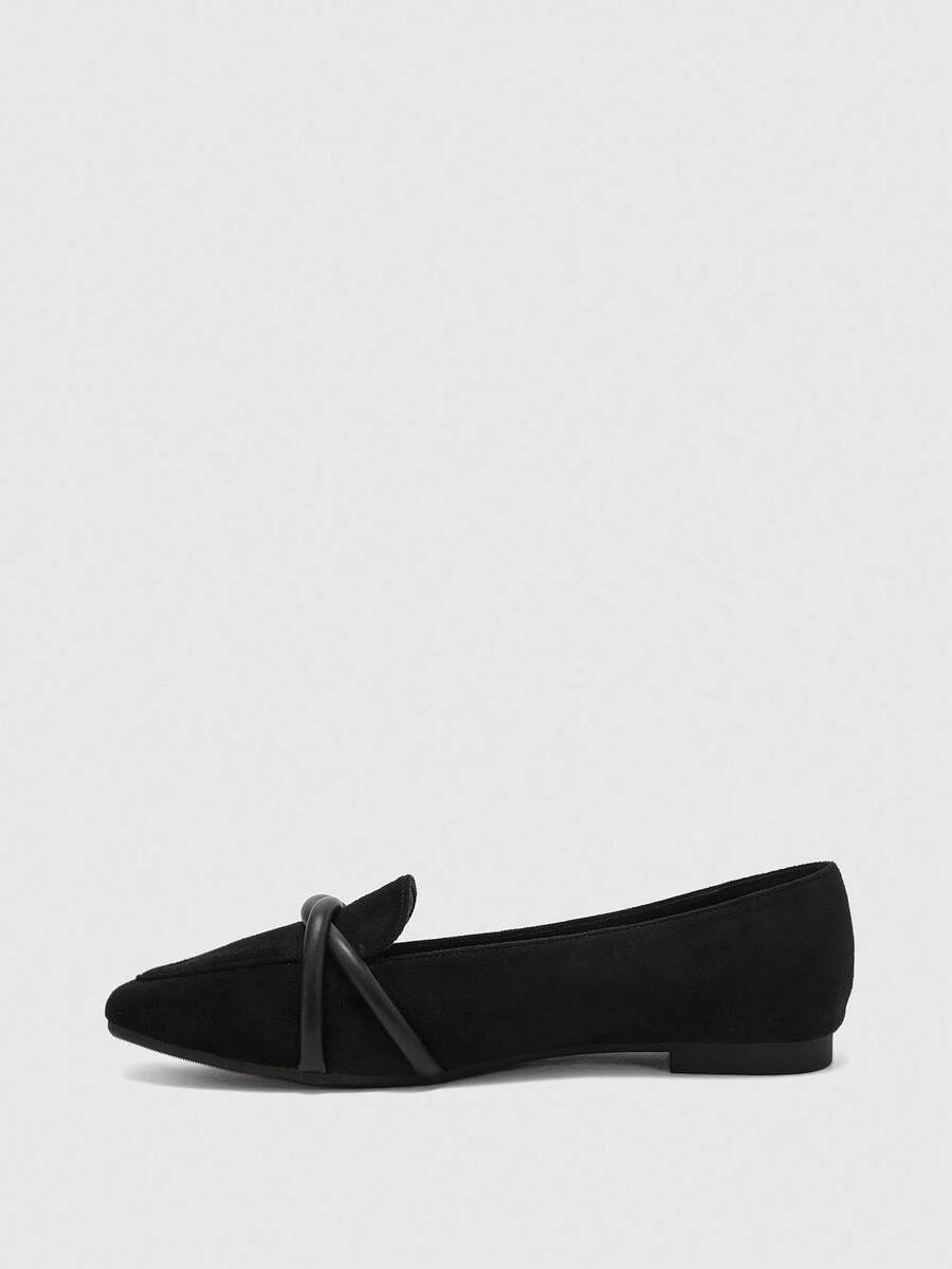 Croc Effect Criss Cross Strap Flats