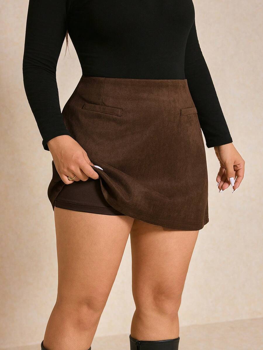 Plus Size Plaid Skort