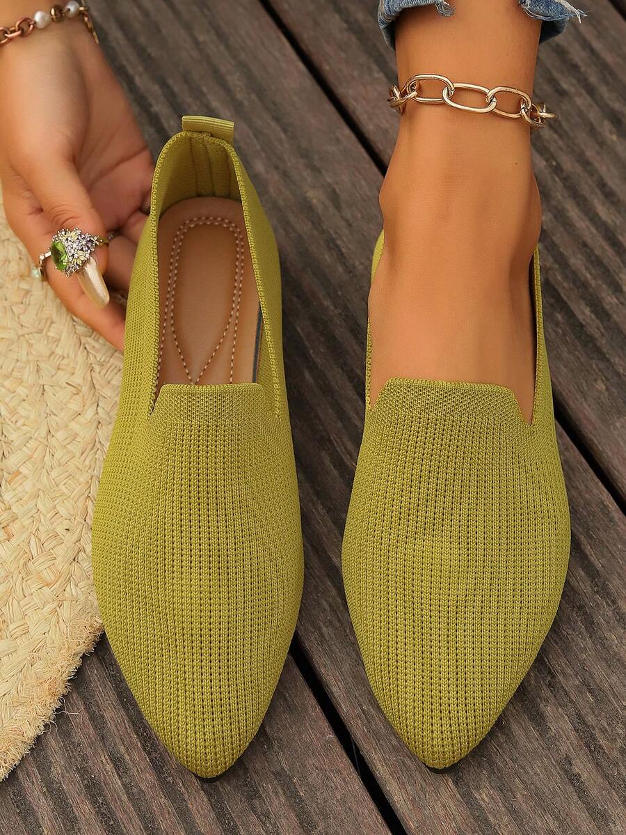 Pointed Toe Knit Flats