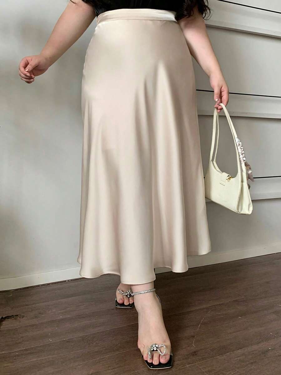 Plus Size High Waist Satin Skirt