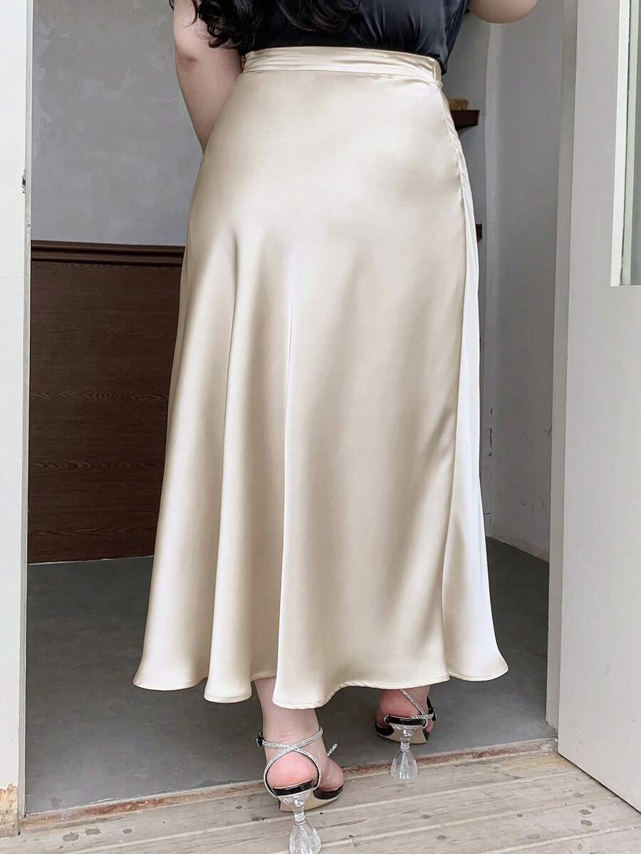 Plus Size High Waist Satin Skirt