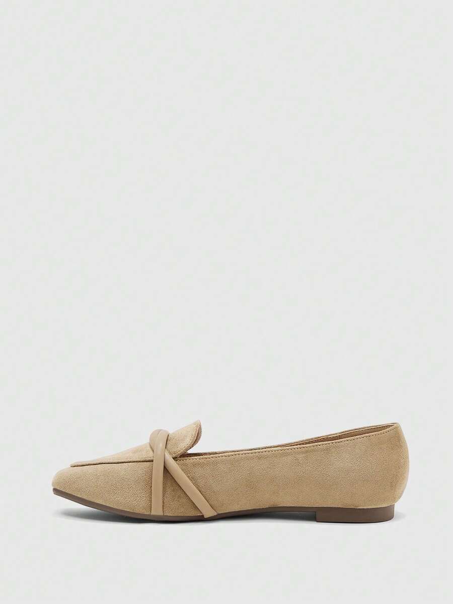 Croc Effect Criss Cross Strap Flats