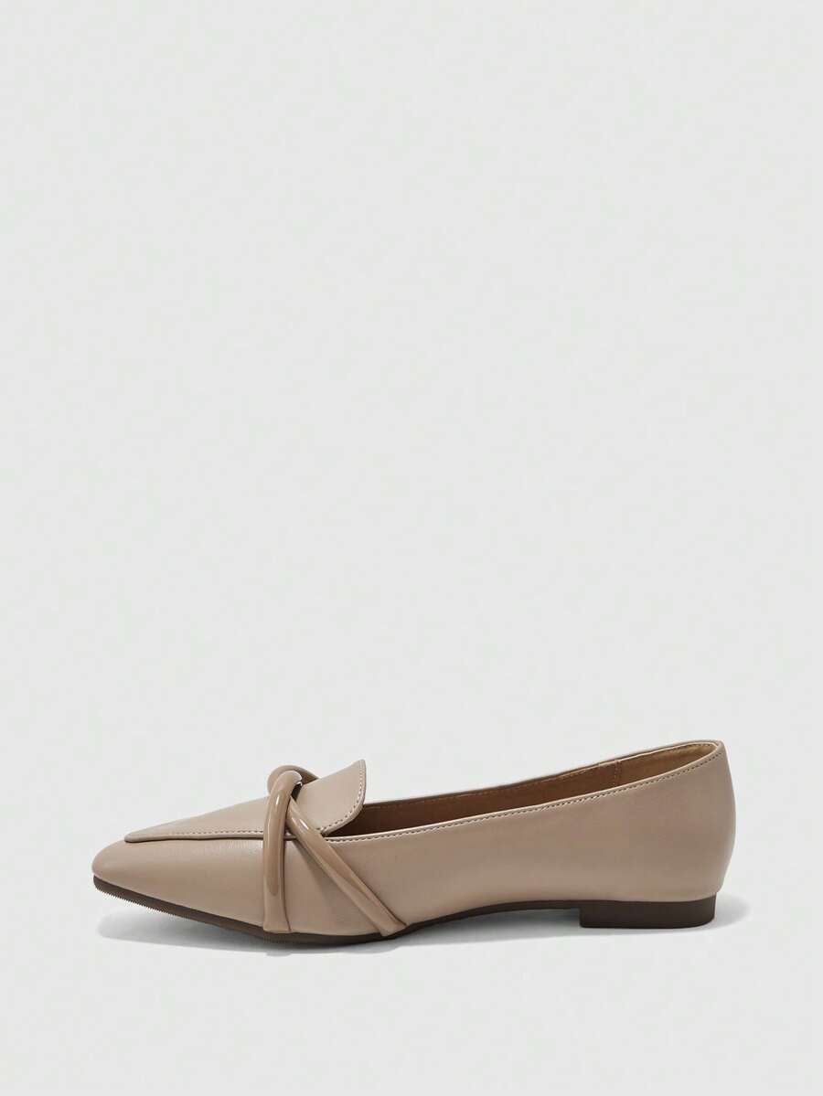 Croc Effect Criss Cross Strap Flats