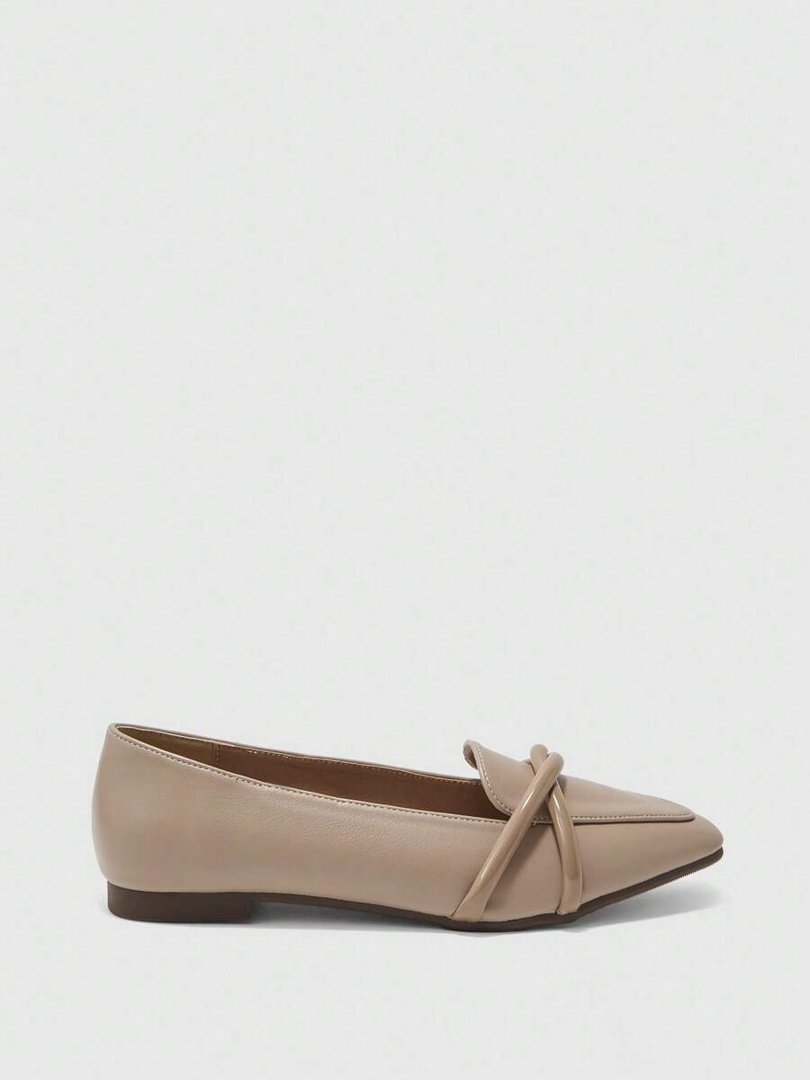Croc Effect Criss Cross Strap Flats