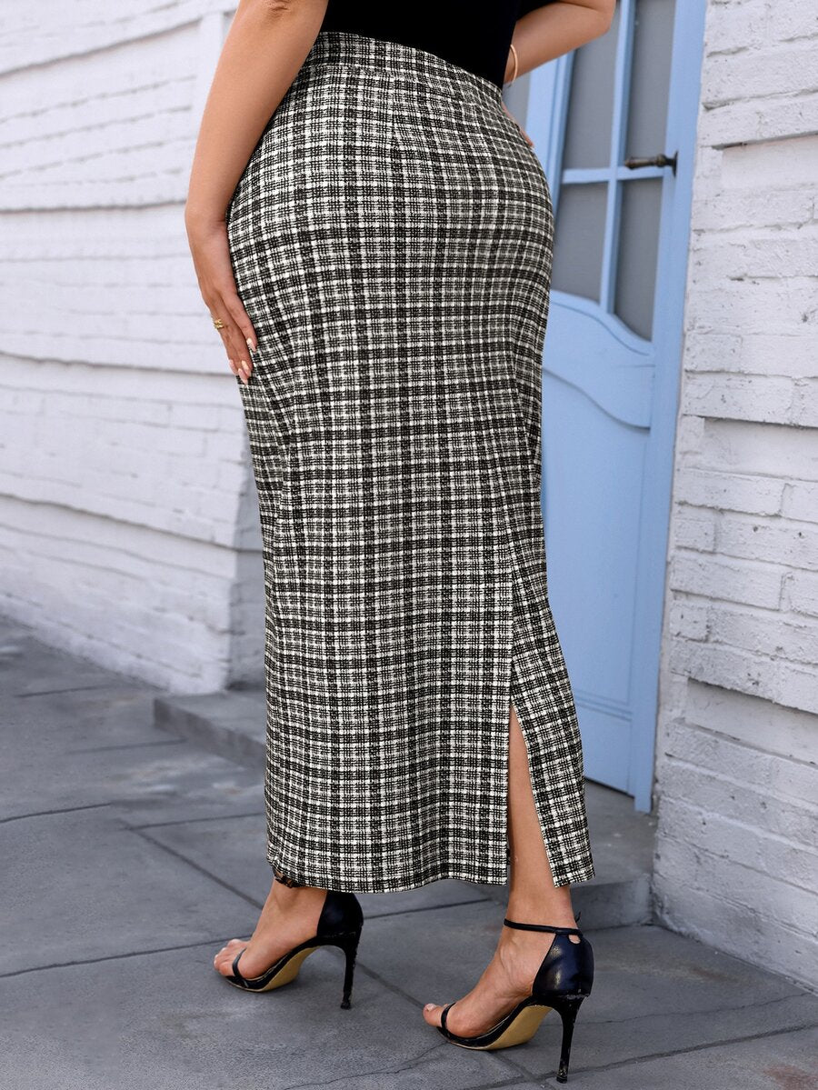 Plus Size Plaid Skirt