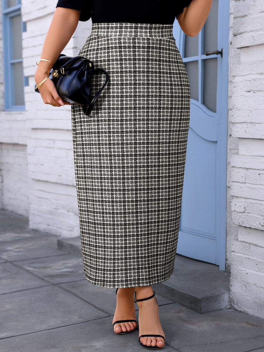 Plus Size Plaid Skirt