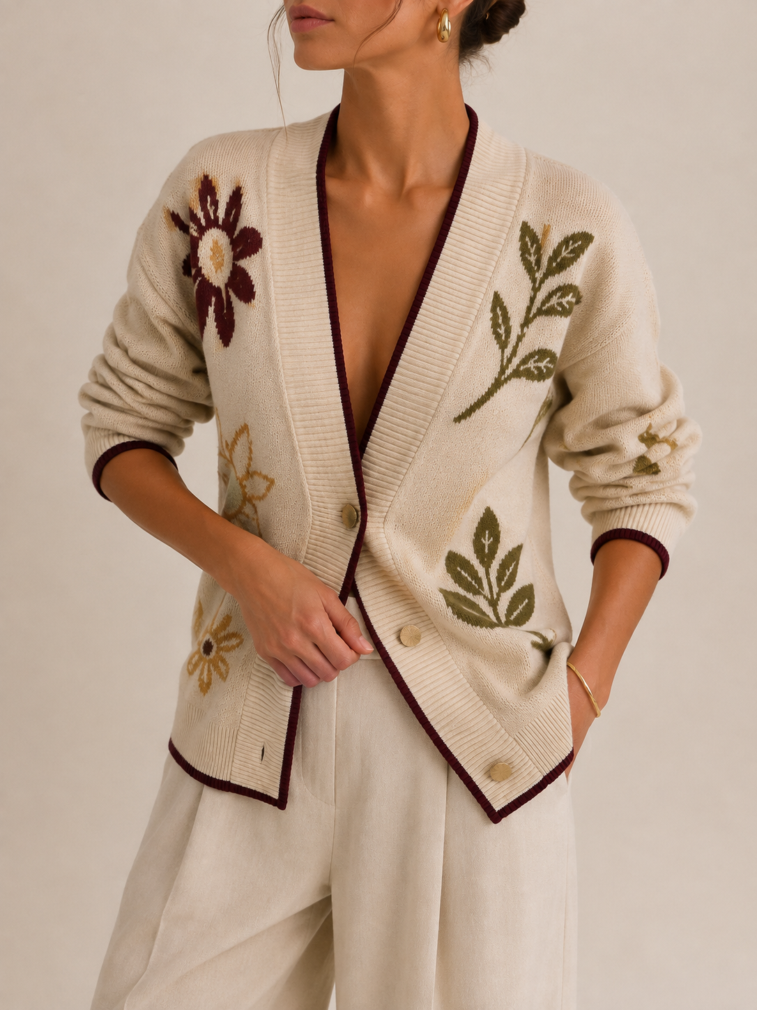 Knit cardigan beige - front