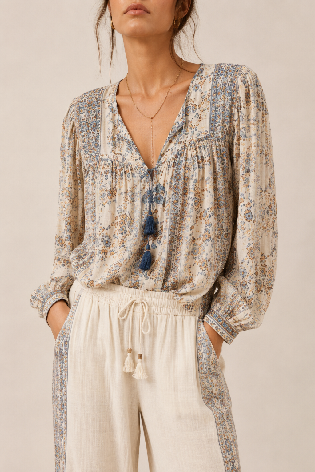 Draped blouse blue - front