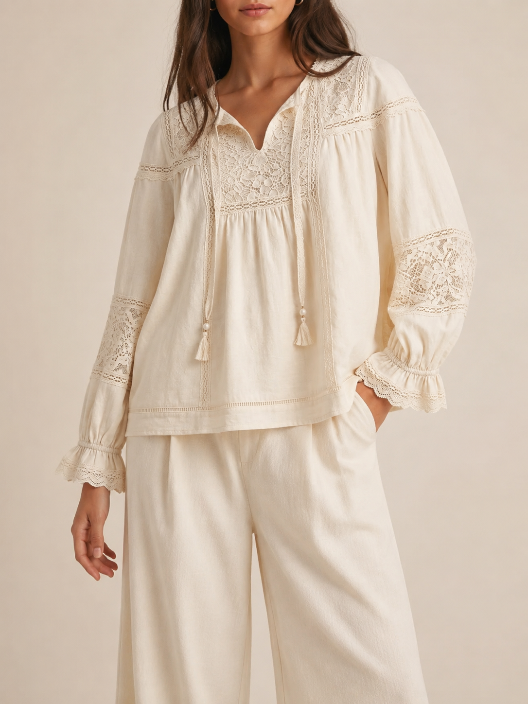 Everyday Blouse in beige, front