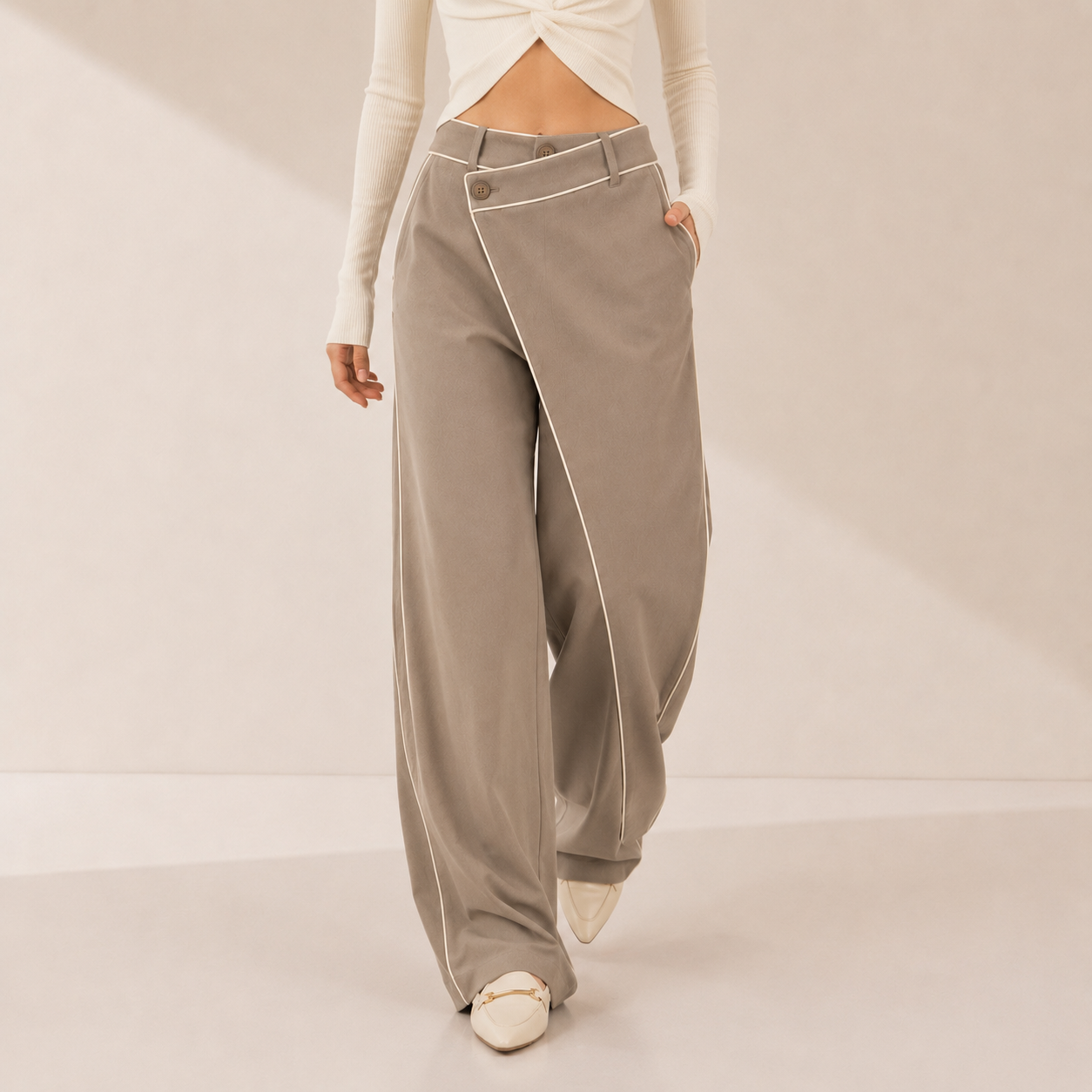 Baggy wide-leg trousers beige