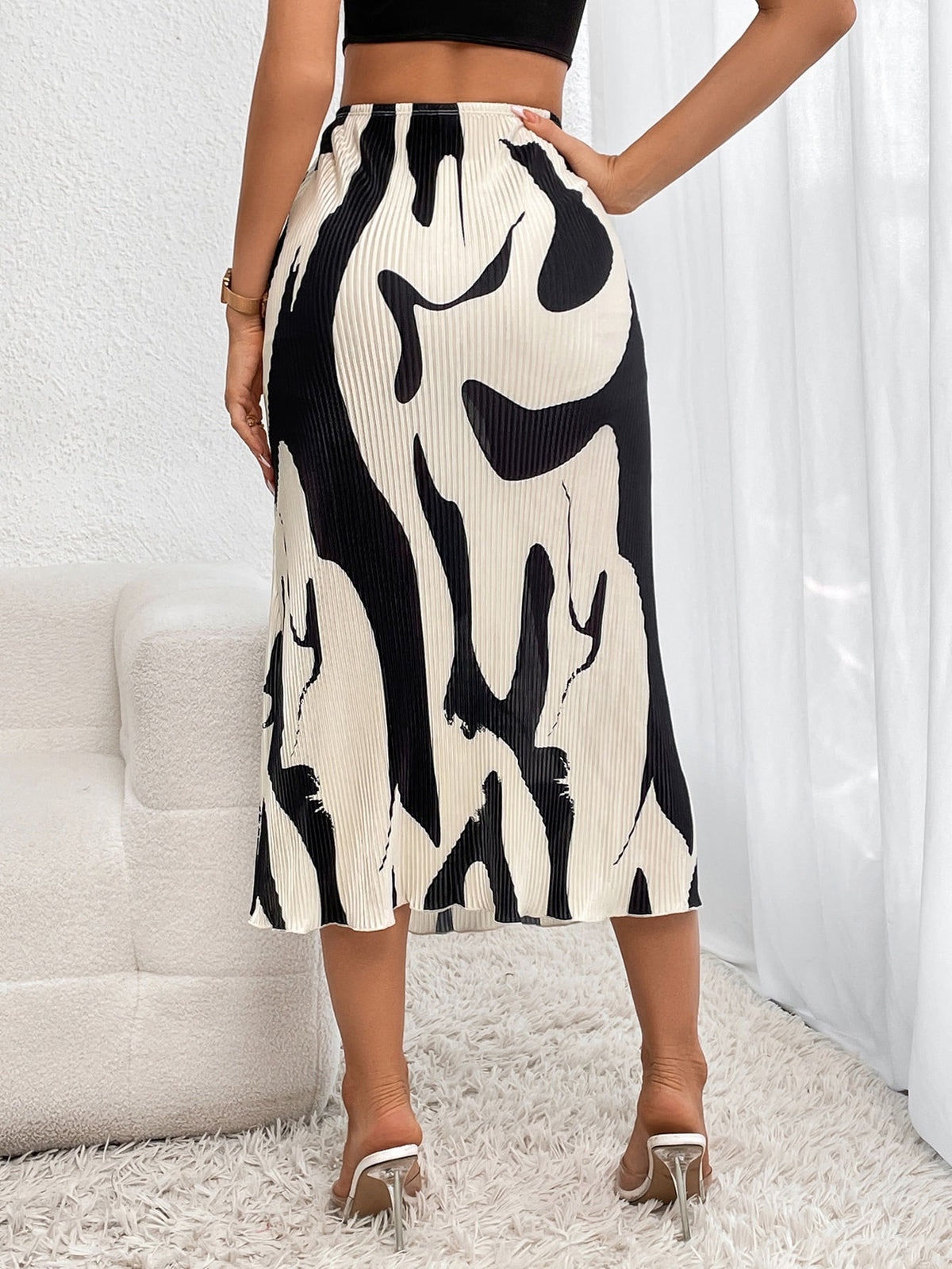 Graphic Print Pleated Maxi Skirt