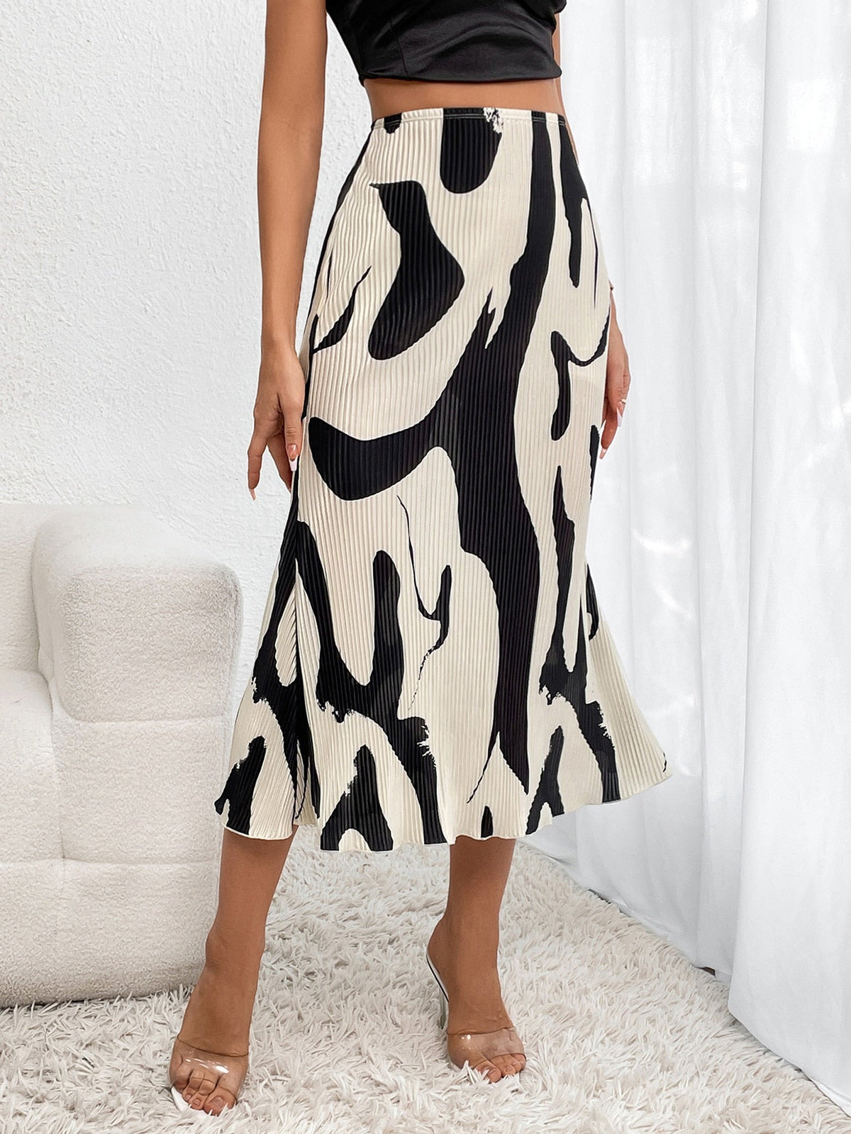 Graphic Print Pleated Maxi Skirt
